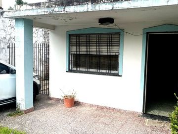 VENTA CASA 3 AMBIENTES APTO CREDITO PARA RECICLAR