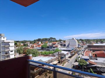 Venta departamento Villa Gesell 100mtrs del mar