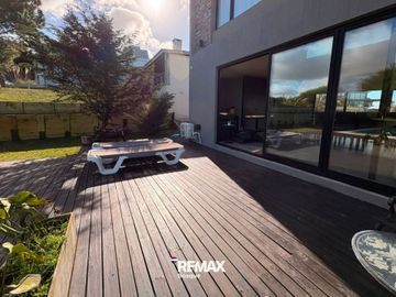 CASA EN VENTA COSTA ESMERALDA, GOLF 1 LOTE 135
