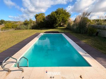 CASA EN VENTA COSTA ESMERALDA, GOLF 1 LOTE 135