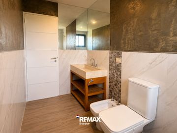 CASA EN VENTA COSTA ESMERALDA, GOLF 1 LOTE 135