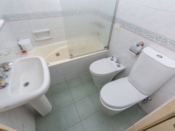Venta Depto Belgrano 4 Amb con Dependencia Cochera