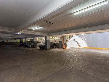 Venta Depto Belgrano 4 Amb con Dependencia Cochera