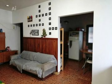 Venta Galpon + Local y 2 deptos 3 amb, L. Mirador