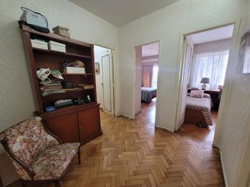 VENTA DEPARTAMENTO 4 AMB C/DEPENDENCIA BALVANERA