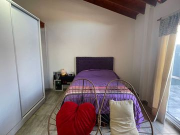 Casa 5 ambientes amplio terreno oportunidad