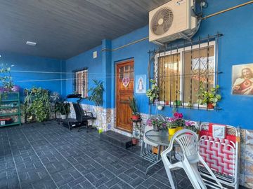 Casa 5 ambientes amplio terreno oportunidad