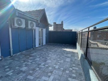 Casa 5 ambientes amplio terreno oportunidad