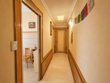 CHALET 5 AMB C/JARDÍN, PISCINA QUINCHO Y COCHERA