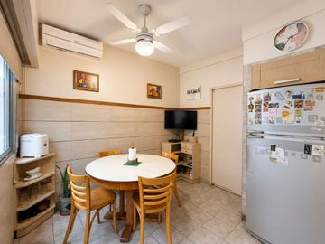 CHALET 5 AMB C/JARDÍN, PISCINA QUINCHO Y COCHERA