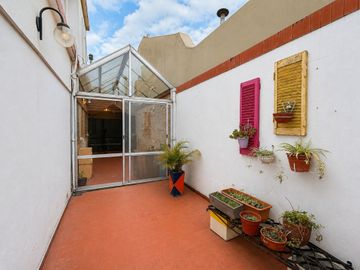 CHALET 5 AMB C/JARDÍN, PISCINA QUINCHO Y COCHERA