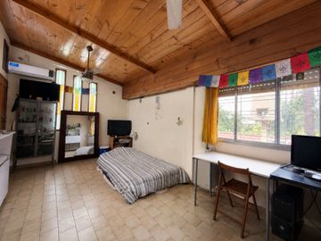 CHALET 5 AMB C/JARDÍN, PISCINA QUINCHO Y COCHERA
