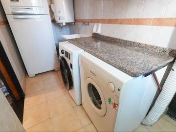 CASA EN AVELLANEDA
