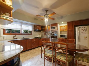 CASA EN AVELLANEDA