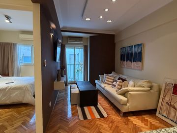 DEPTO 2 AMBIENTES EN ALQUILER AMOB. - RECOLETA