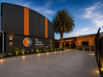 ALQUILER COMERCIAL PREDIO DEPORTIVO EN MERLO