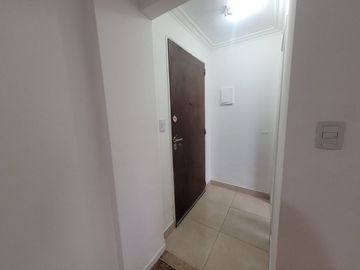 Alquiler residencial 3 amb Flores piso alto lumino