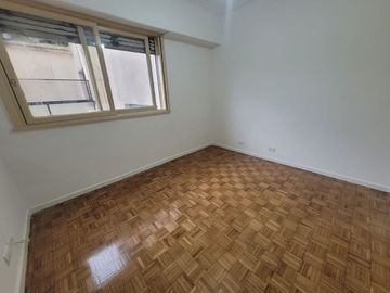 Alquiler residencial 3 amb Flores piso alto lumino