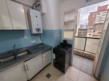 Alquiler residencial 3 amb Flores piso alto lumino