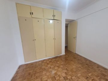 Alquiler residencial 3 amb Flores piso alto lumino