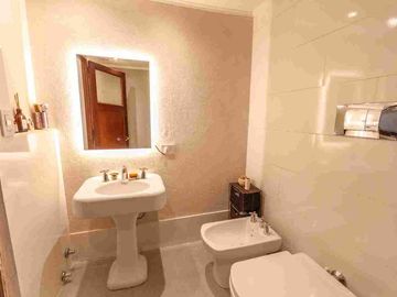 Pasillo En VENTA + terraza exclusiva en el Centro