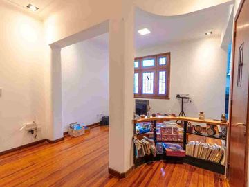 Pasillo En VENTA + terraza exclusiva en el Centro