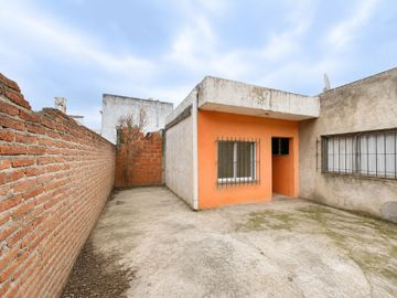 CASA PH EN VENTA MORON REFACCIONAR INVERSOR