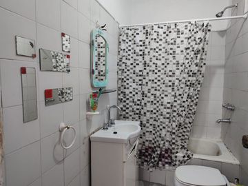 VENTA PH 4 AMBIENTES PARQUE CHAS TERRAZA PARRILLA