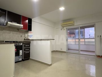 VENTA DEPARTAMENTO 2 AMBIENTES AL FRENTE C/ BALCON