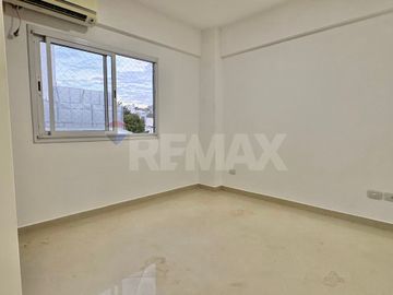 VENTA DEPARTAMENTO 2 AMBIENTES AL FRENTE C/ BALCON