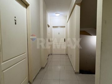 VENTA DEPARTAMENTO 2 AMBIENTES AL FRENTE C/ BALCON