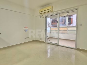 VENTA DEPARTAMENTO 2 AMBIENTES AL FRENTE C/ BALCON