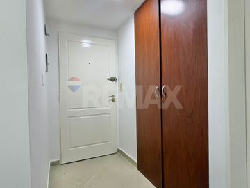 VENTA DEPARTAMENTO 2 AMBIENTES AL FRENTE C/ BALCON