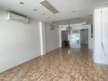 Shophouse for sale in Bang Lamung, Chon Buri