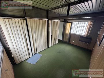 DEPÓSITO 1300M2 CON OFICINAS y 2 CAMARAS FRIGORÍFICAS