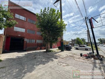 DEPÓSITO 1300M2 CON OFICINAS y 2 CAMARAS FRIGORÍFICAS