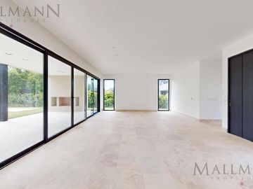 Casa en Venta Pilará 4 Dormitorios en Suite