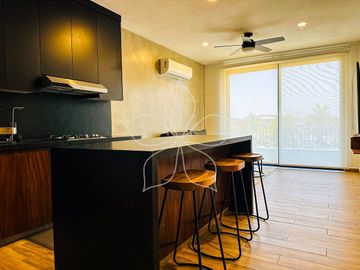 DEPARTAMENTO EN VENTA, VERSALLES, PUERTO VALLARTA.