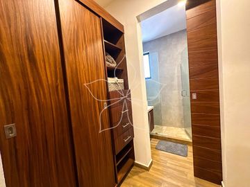 DEPARTAMENTO EN VENTA, VERSALLES, PUERTO VALLARTA.