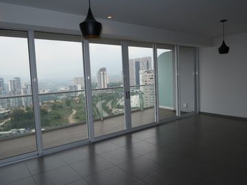 Departamento en renta en Five, Bosque Real