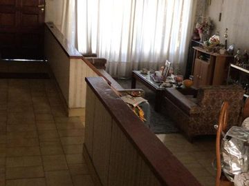 Casa de 4 ambientes a la venta en Villa Urquiza