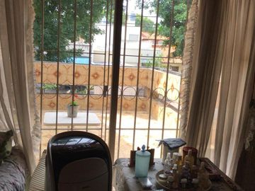 Casa de 4 ambientes a la venta en Villa Urquiza