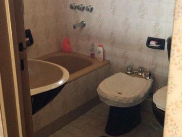 Casa de 4 ambientes a la venta en Villa Urquiza