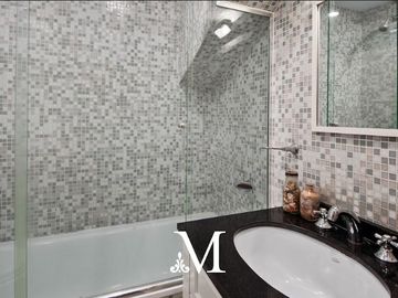 CASA EN VENTA BELGRANO ZONA DE EMBAJADAS 7 AMB.