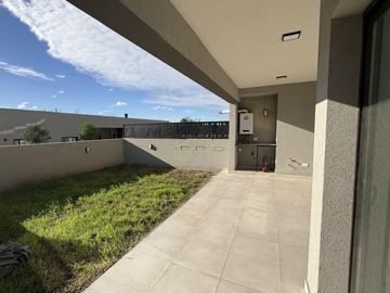 3 AMBIENTES EN VENTA, AYRES DEL SUR