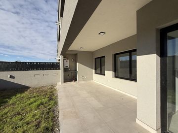3 AMBIENTES EN VENTA, AYRES DEL SUR