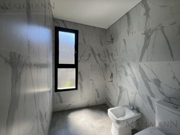 Venta Casa a estrenar 4 Ambientes-  Santa Emilia Pilar del Este