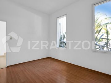 Casa en  alquiler anual 4 dormitorios en Santa Bárbara, en isla chica, excelente ubicación y diseño