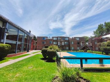 DEPARTAMENTO DUPLEX 3 AMB VENTA COCHERA AMENIT