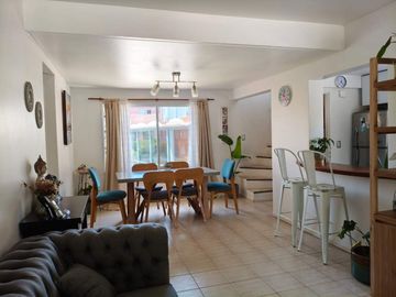 DEPARTAMENTO DUPLEX 3 AMB VENTA COCHERA AMENIT